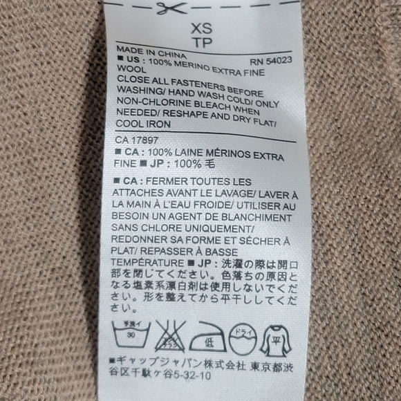 Banana Republic Factory Merino Wool V- Neck Cardigan Size xs. - Picture 9 of 11